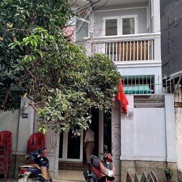 Bán nhà hẻm đường CMT8 phường 6 quận 3