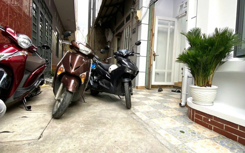 Bán nhà hẻm 1 sẹc (2m) đường 339, Phước Long B (quận 9), TP Thủ Đức 
