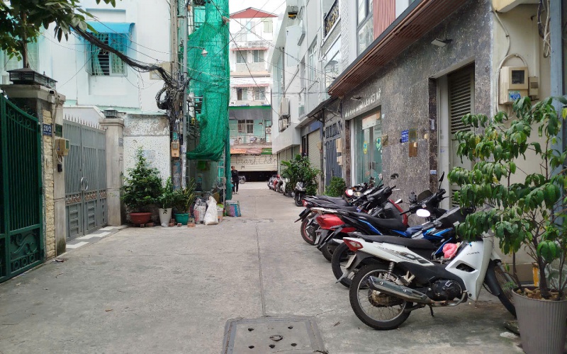 Chuyển nhượng Biệt thự cũ, đường Bùi Thị Xuân, phường 2 Tân Bình;