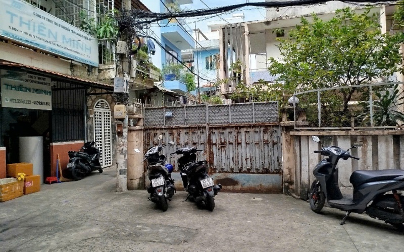 Chuyển nhượng Biệt thự cũ, đường Bùi Thị Xuân, phường 2 Tân Bình;