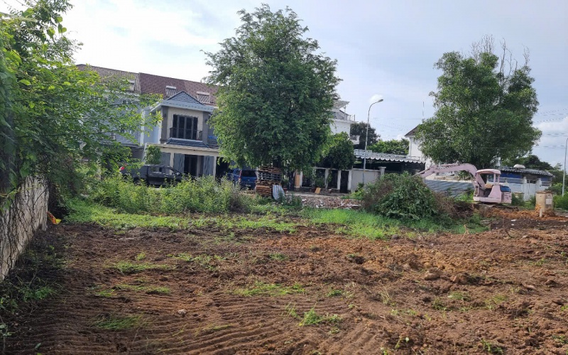 Bán đất (xây dựng biệt thự) mặt tiền đường số 12, phường Hiệp Bình Phước, TP HCM (1 sổ mới cấp);