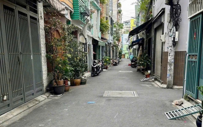 Bán nhà hẻm 1 sẹc (rộng 4-4,5m), Cô Bắc, phường 1, quận Phú Nhuận (từ nhà ra # 150m);