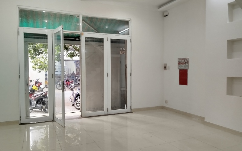 Bán nhà hẻm đường CMT8 phường 6 quận 3