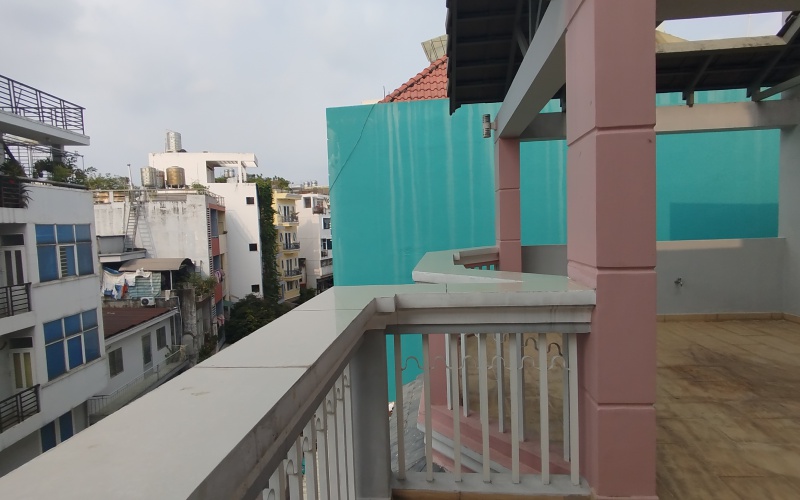 Bán nhà hẻm đường CMT8 phường 6 quận 3